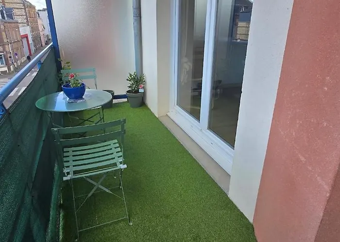 Apartment Le Majolique And Cozy